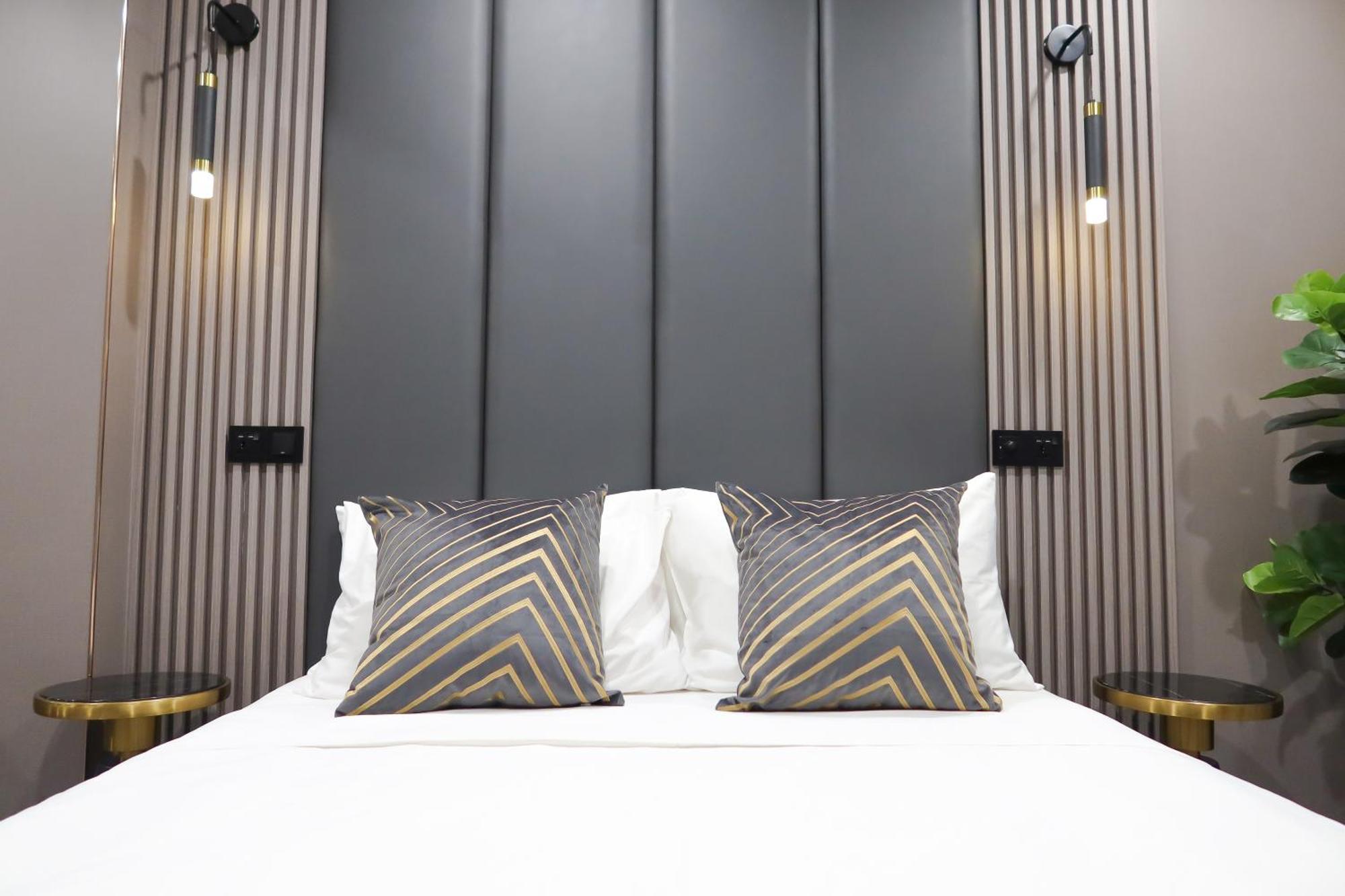 R Residences Singapura Luaran gambar